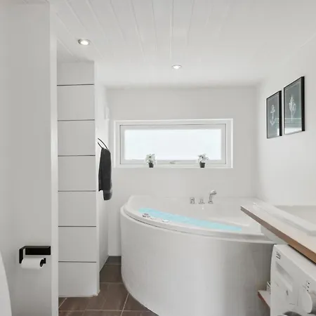 Beautiful In With Kitchen Ebeltoft