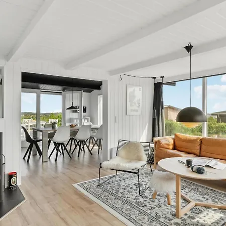 Beautiful In With Kitchen Vakantiehuis